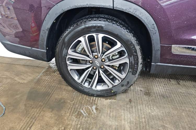 Used Chery Tiggo 8 2020 290TGDI Automatic Elite Edition Right Rear Wheel Hub