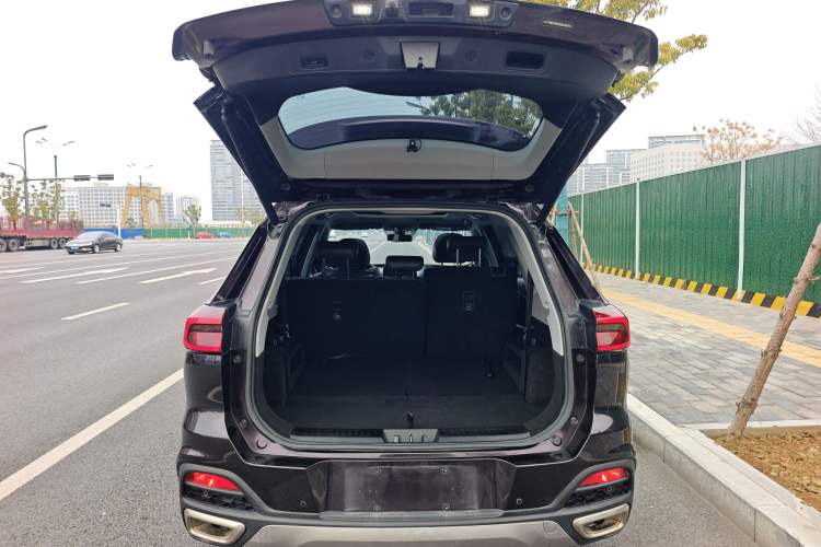 Used Chery Tiggo 8 2020 Facelifted Version 290TGDI Automatic Elite Edition Trunk