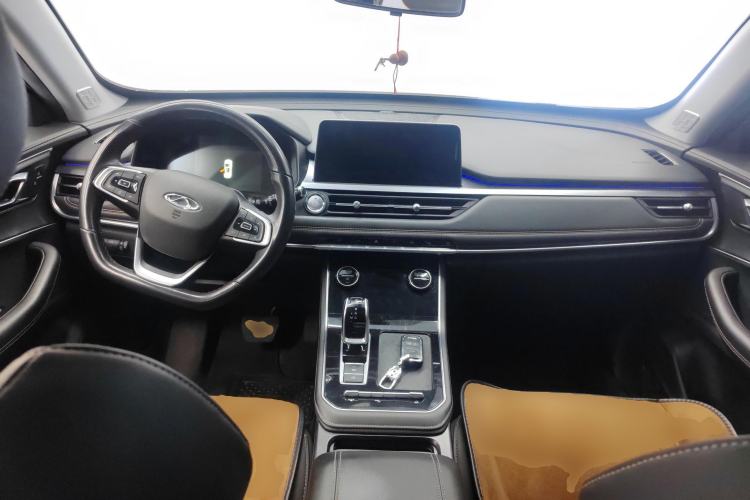 Used Chery Tiggo 8 2020 Facelifted Version 290TGDI Automatic Elite Edition Center Console