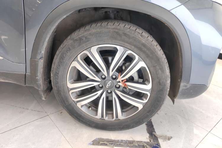 Used Chery Tiggo 8 2020 Facelifted Version 290TGDI Automatic Elite Edition Right Rear Wheel Hub
