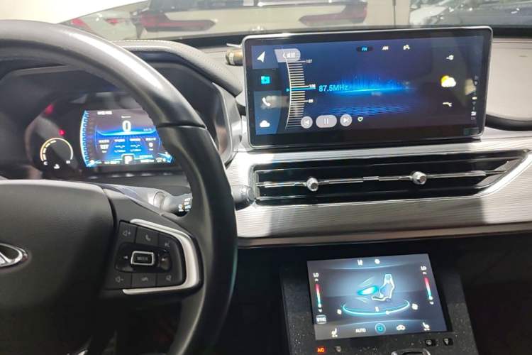 Used Chery Tiggo 8 2020 Revised Version 290TGDI Automatic Luxury Edition Audio And AC Panel