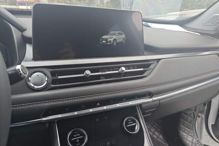 Used Chery Tiggo 8 2020 Facelifted Version 290TGDI Automatic Elite Edition Audio And AC Panel