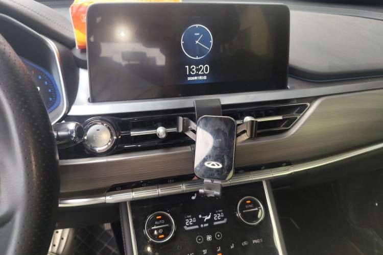 Used Chery Tiggo 8 2020 290TGDI Automatic Luxury Edition Audio And AC Panel