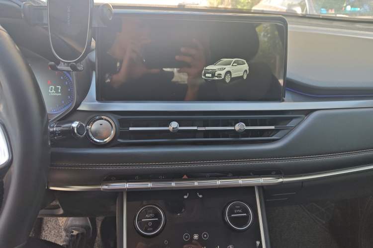 Used Chery Tiggo 8 2020 Facelifted Version 290TGDI Automatic Elite Edition Audio And AC Panel