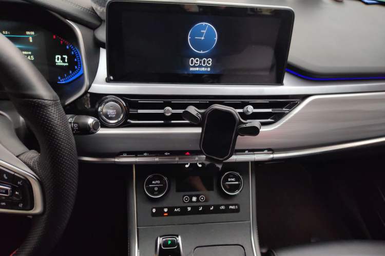 Used Chery Tiggo 8 2020 290TGDI Automatic Luxury Edition Audio And AC Panel
