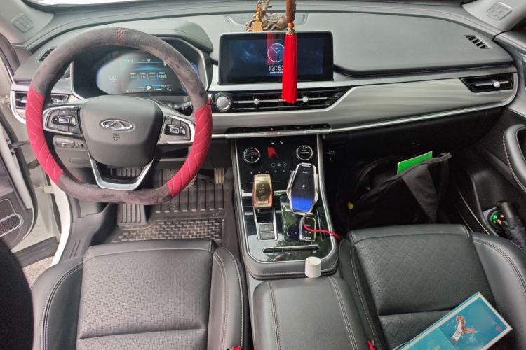Used Chery Tiggo 8 2020 Revised Version 290TGDI Automatic Luxury Edition Center Console