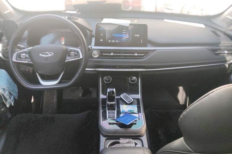 Used Chery Tiggo 8 2020 Facelifted Version 290TGDI Automatic Elite Edition Center Console
