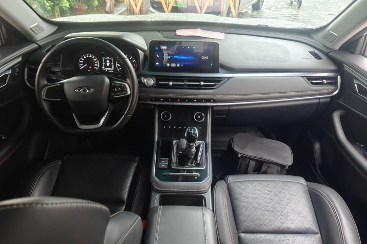 Used Chery Tiggo 8 2020 230TCI Manual Fashion Edition Center Console