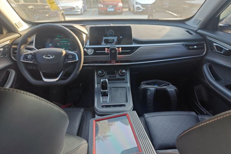 Used Chery Tiggo 8 2020 290TGDI Automatic Luxury Edition Center Console