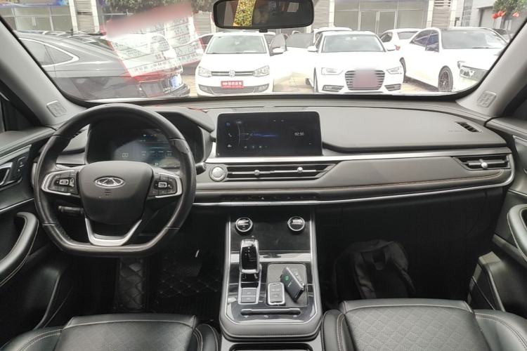 Used Chery Tiggo 8 2020 290TGDI Automatic Elite Edition Center Console