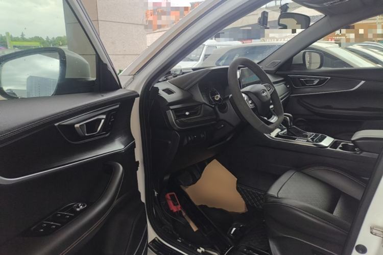 Used Chery Tiggo 8 2020 1.5 TCI Automatic Exclusive Edition 7-Seater Driver Seat