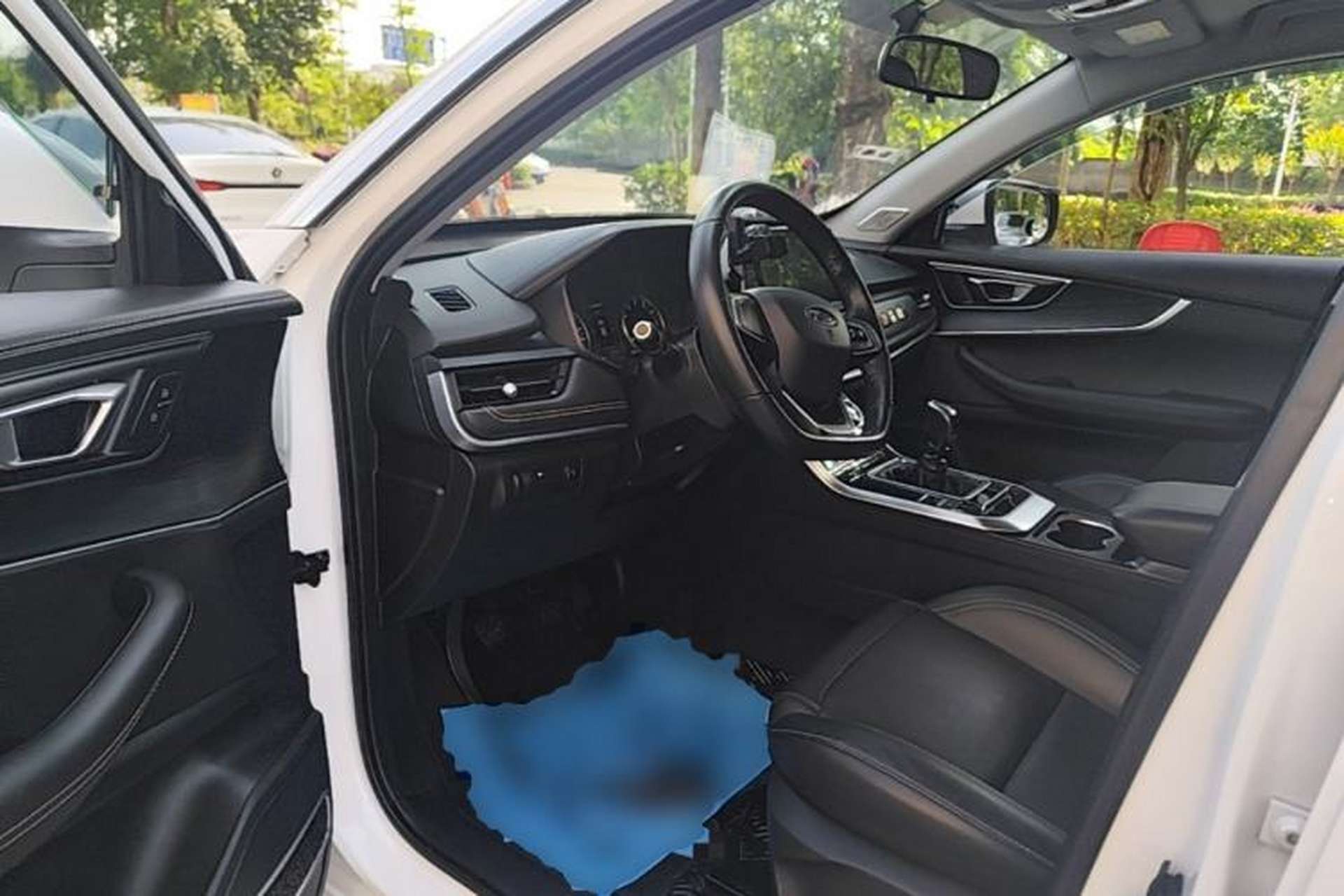Used Chery Tiggo 8 2020 1.5 TCI Manual Special Edition 7-Seater Driver Seat