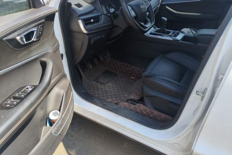Used Chery Tiggo 8 2020 1.5 TCI Manual Special Edition 5 Seats Driver Seat