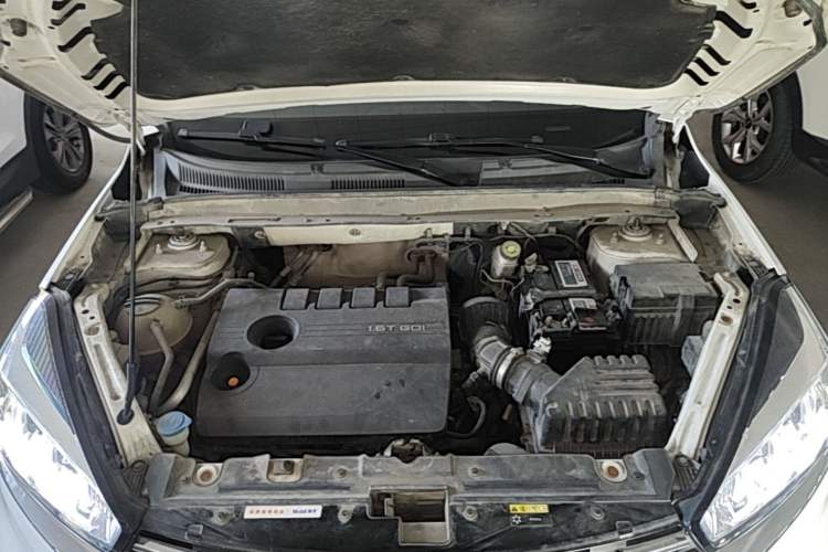 Used Chery Tiggo 8 2020 Facelifted Version 290TGDI Automatic Elite Edition Engine Bay