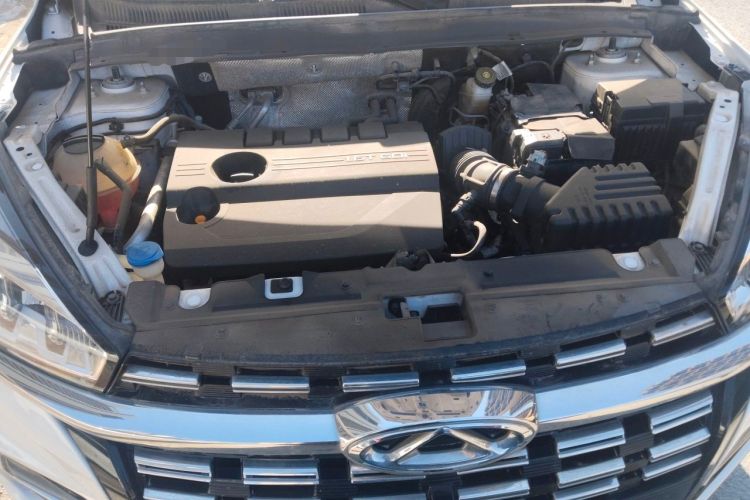 Used Chery Tiggo 8 2020 Facelifted Version 290TGDI Automatic Elite Edition Engine Bay