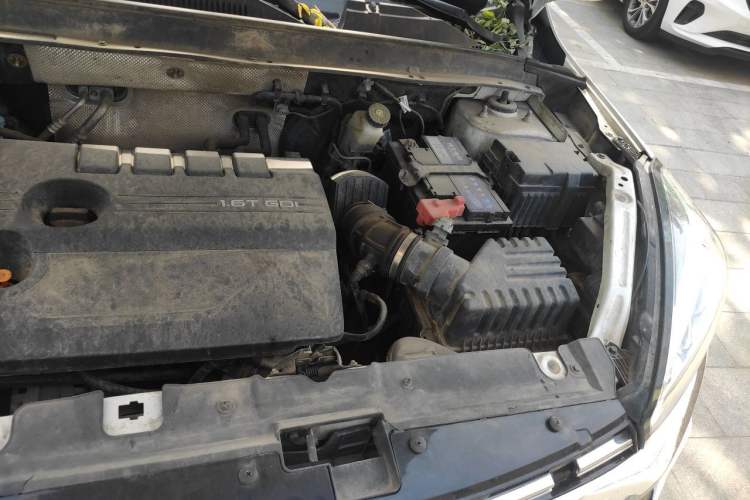 Used Chery Tiggo 8 2020 290TGDI Automatic Elite Edition Engine Bay Left