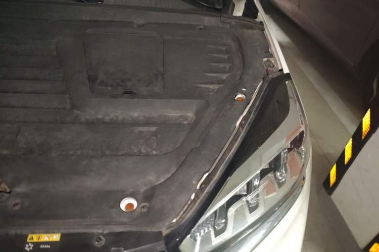 Used Chery Tiggo 8 2020 290TGDI Automatic Prestige Edition Engine Bay Left