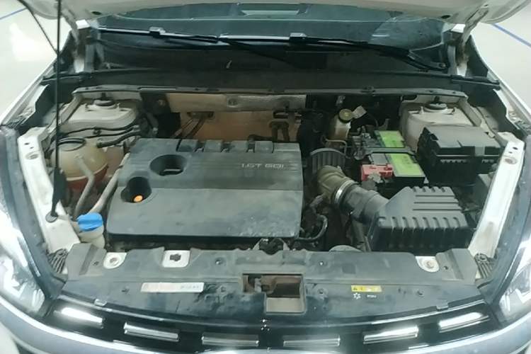 Used Chery Tiggo 8 2020 290TGDI Automatic Luxury Edition Engine Bay