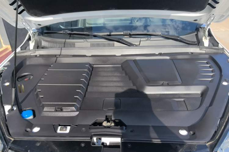 Used Chery Tiggo 8 2020 Revised Version 290TGDI Automatic Luxury Edition Engine Bay