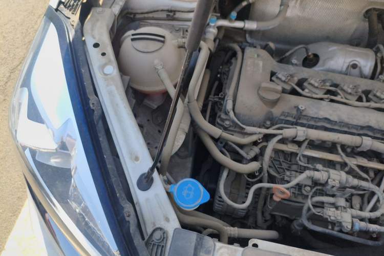 Used Chery Tiggo 8 2020 1.5 TCI Manual Special Edition 5 Seats Engine Bay Right