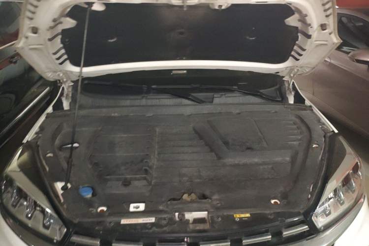 Used Chery Tiggo 8 2020 290TGDI Automatic Prestige Edition Engine Bay