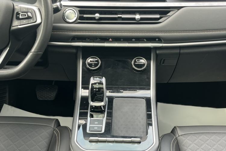 Used Chery Tiggo 8 2020 Facelifted Version 290TGDI Automatic Elite Edition Gear Lever