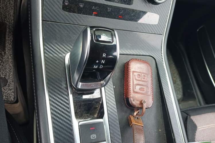 Used Chery Tiggo 8 2020 290TGDI Automatic Luxury Edition Gear Lever