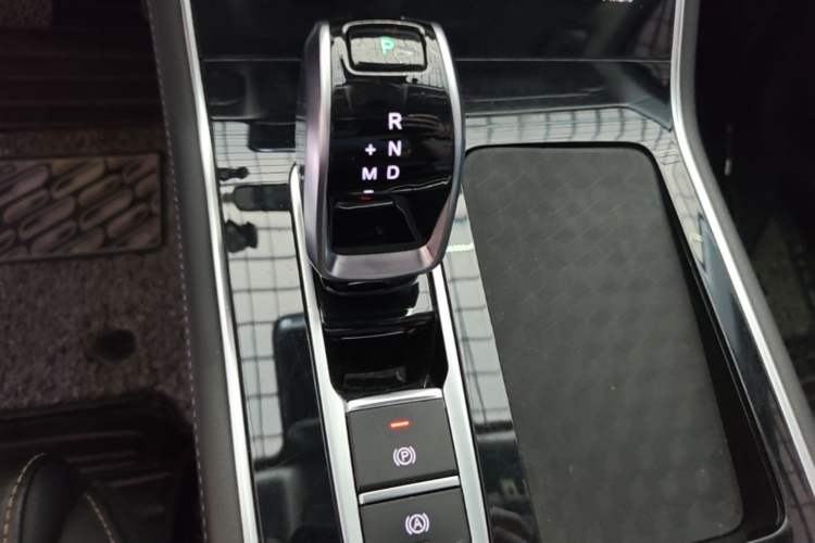 Used Chery Tiggo 8 2020 290TGDI Automatic Luxury Edition Big Six-Seater Gear Lever