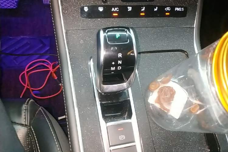 Used Chery Tiggo 8 2020 290TGDI Automatic Luxury Edition Gear Lever