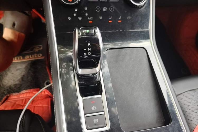 Used Chery Tiggo 8 2020 290TGDI Automatic Luxury Edition Gear Lever