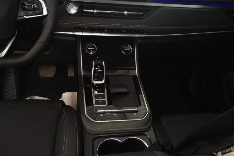 Used Chery Tiggo 8 2020 Facelifted Version 290TGDI Automatic Elite Edition Gear Lever