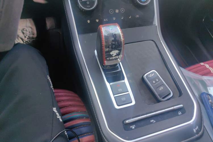 Used Chery Tiggo 8 2020 Facelifted Version 290TGDI Automatic Elite Edition Gear Lever