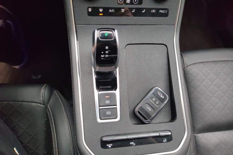 Used Chery Tiggo 8 2020 290TGDI Automatic Luxury Edition Gear Lever