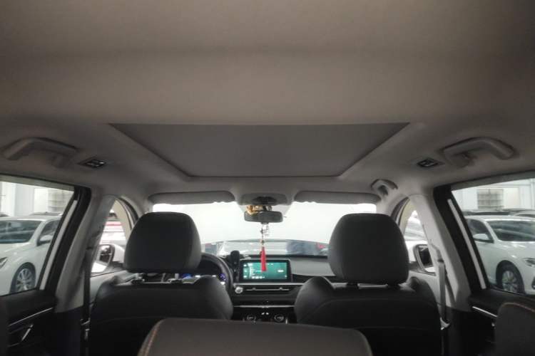 Used Chery Tiggo 8 2020 Facelifted Version 290TGDI Automatic Elite Edition Headliner