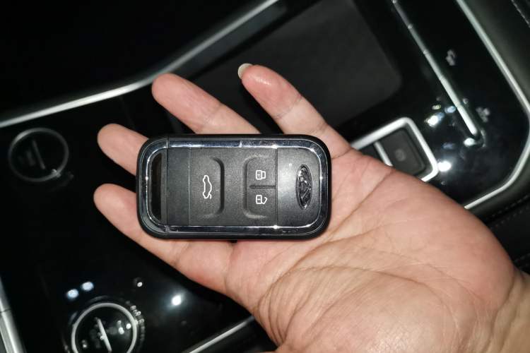 Used Chery Tiggo 8 2020 Facelifted Version 290TGDI Automatic Elite Edition Interior 1