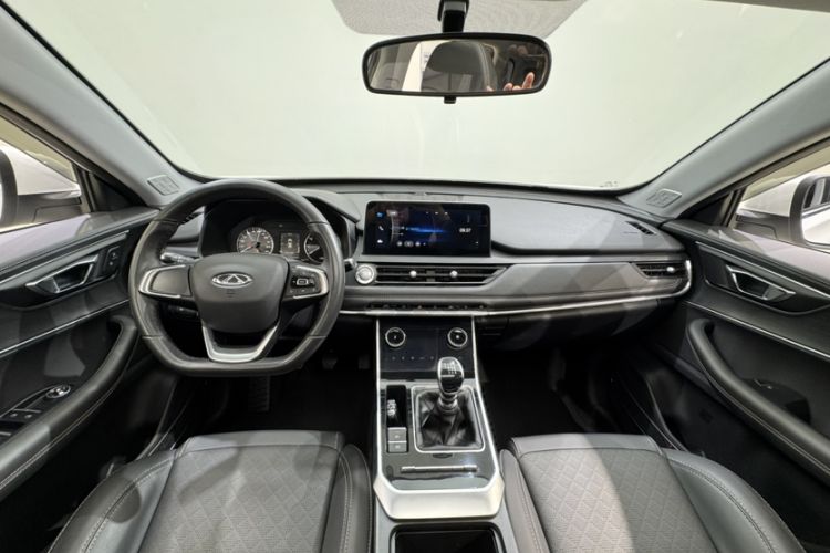Used Chery Tiggo 8 2020 1.5 TCI Manual Special Edition 7-Seater Interior 4