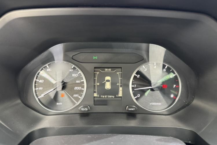 Used Chery Tiggo 8 2020 1.5 TCI Manual Special Edition 7-Seater Interior 8