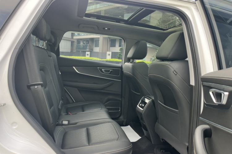 Used Chery Tiggo 8 2020 Facelifted Version 290TGDI Automatic Elite Edition Interior 9