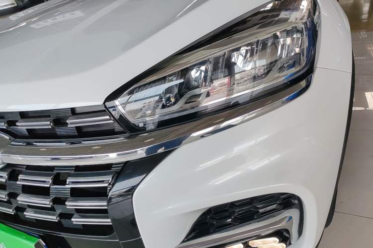 Used Chery Tiggo 8 2020 Facelifted Version 290TGDI Automatic Elite Edition Left Front Headlight