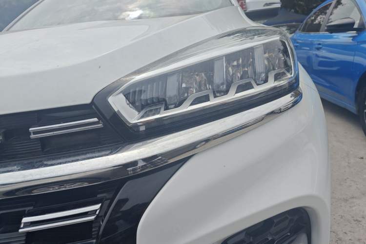 Used Chery Tiggo 8 2020 Facelifted Version 290TGDI Automatic Elite Edition Left Front Headlight