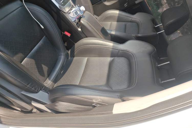 Used Chery Tiggo 8 2020 1.5 TCI Automatic Exclusive Edition 5 Seats Left Front Seat