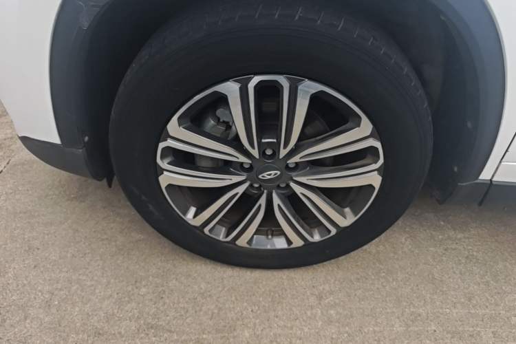 Used Chery Tiggo 8 2020 290TGDI Automatic Elite Edition Left Front Wheel Hub