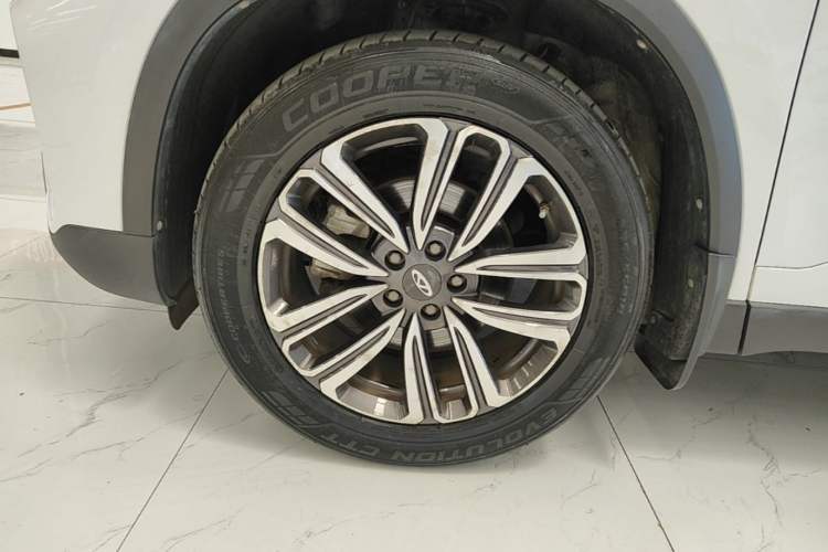 Used Chery Tiggo 8 2020 Facelifted Version 290TGDI Automatic Elite Edition Left Front Wheel Hub