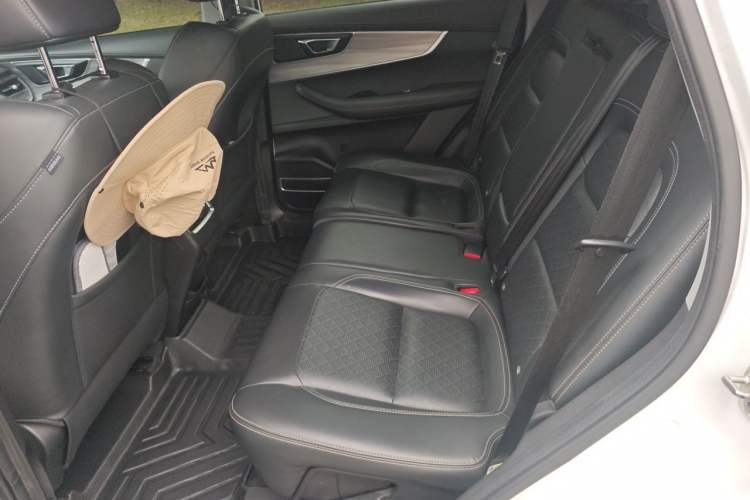 Used Chery Tiggo 8 2020 Revised Version 290TGDI Automatic Luxury Edition Left Rear Seat