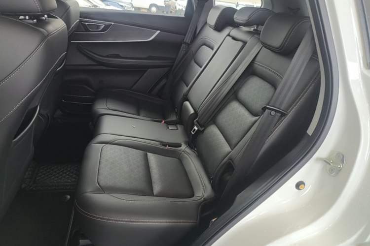 Used Chery Tiggo 8 2020 1.5 TCI Automatic Exclusive Edition 7-Seater Left Rear Seat