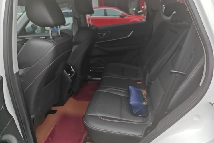 Used Chery Tiggo 8 2020 Classic 1.5 TCI Automatic Prestige Edition 7-Seater Left Rear Seat