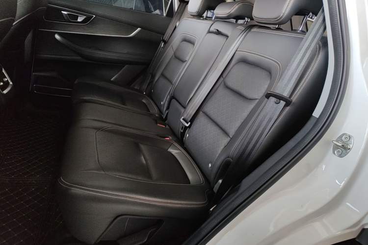 Used Chery Tiggo 8 2020 Facelifted Version 290TGDI Automatic Elite Edition Left Rear Seat
