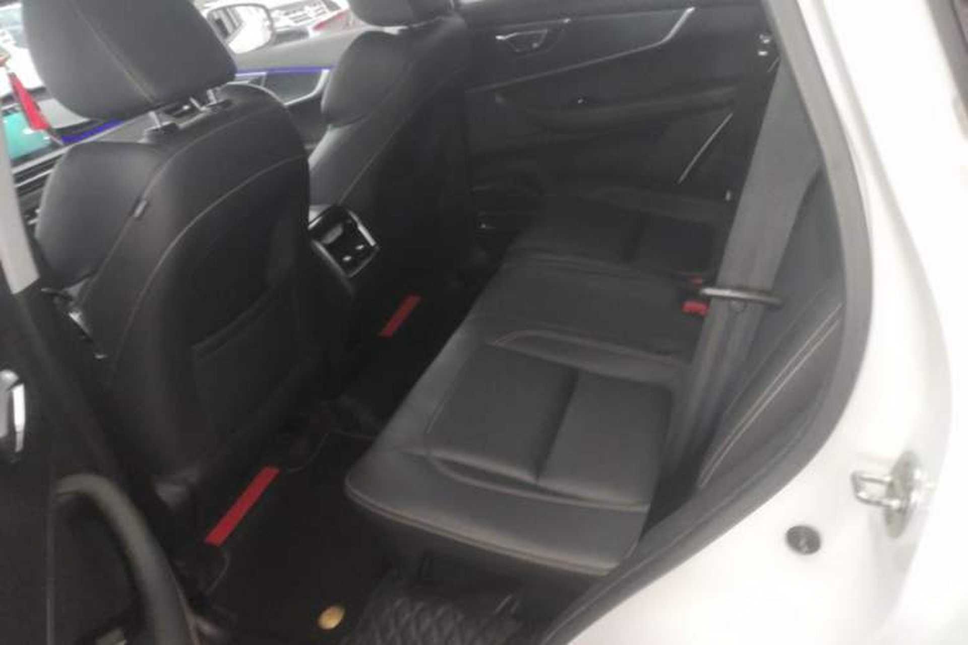 Used Chery Tiggo 8 2020 Facelifted Version 290TGDI Automatic Elite Edition Left Rear Seat