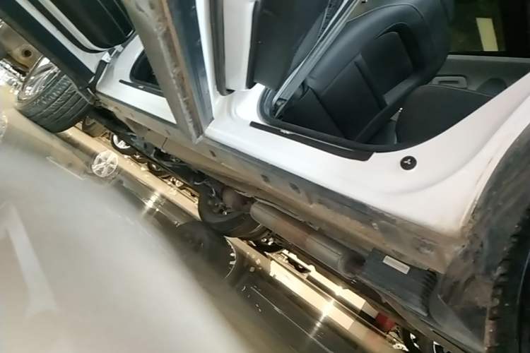 Used Chery Tiggo 8 2020 1.5 TCI Manual Special Edition 7-Seater Left Side Sill