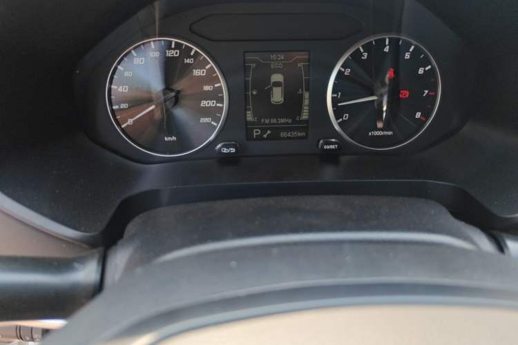 Used Chery Tiggo 8 2020 1.5 TCI Automatic Exclusive Edition 5 Seats Odometer Close Up